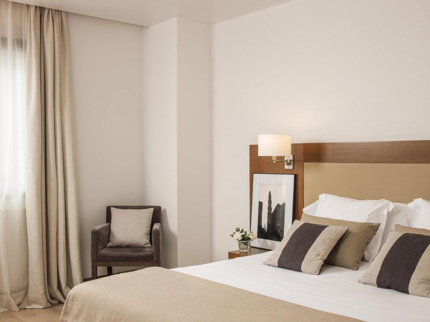 Photo - Molina Lario