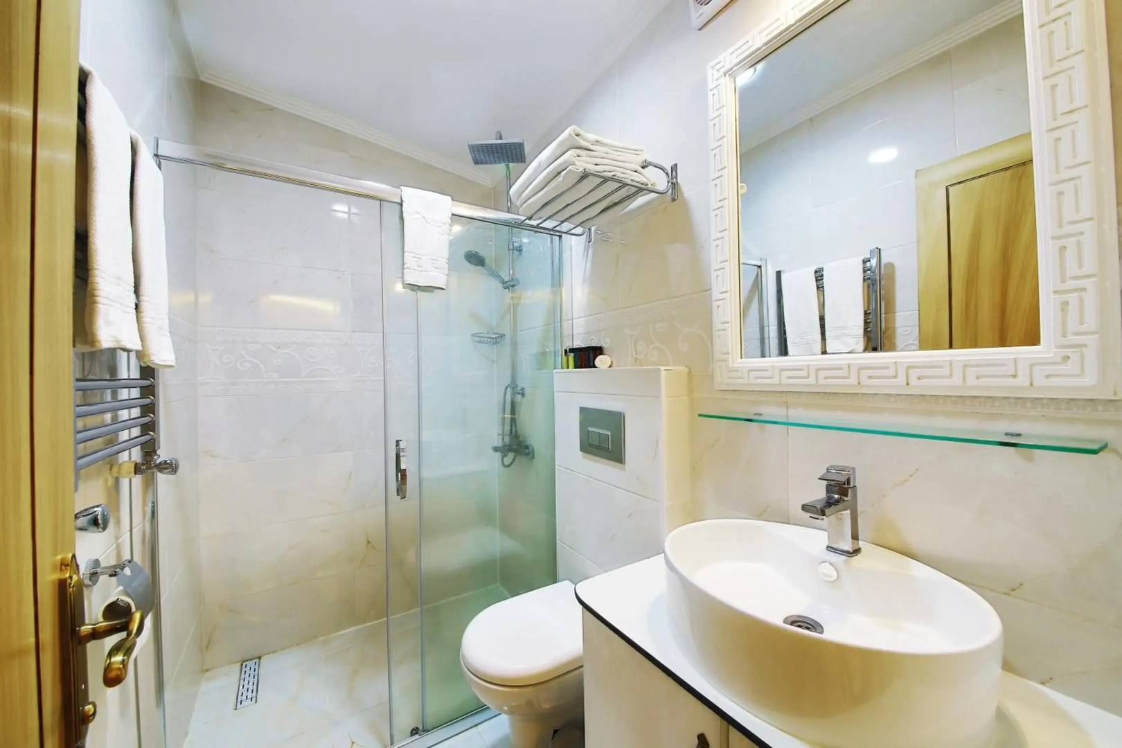 Photo - Katelya Hotel