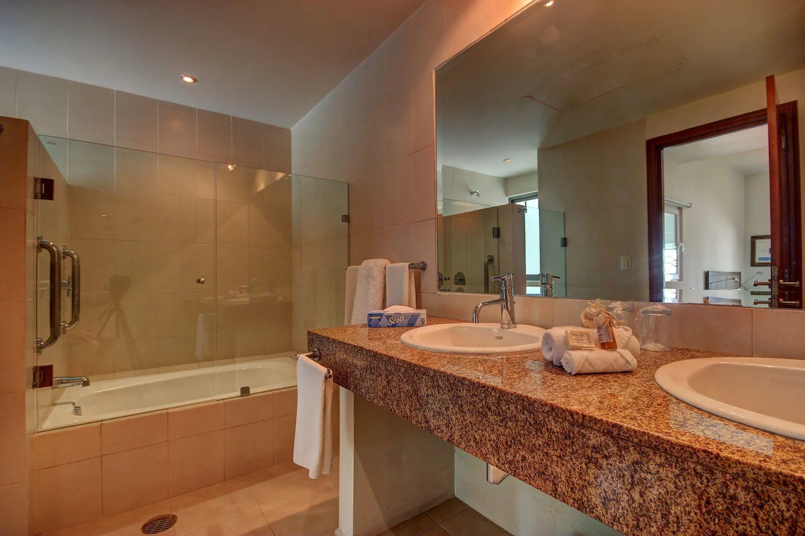 Photo - Hotel Riviera Del Sol