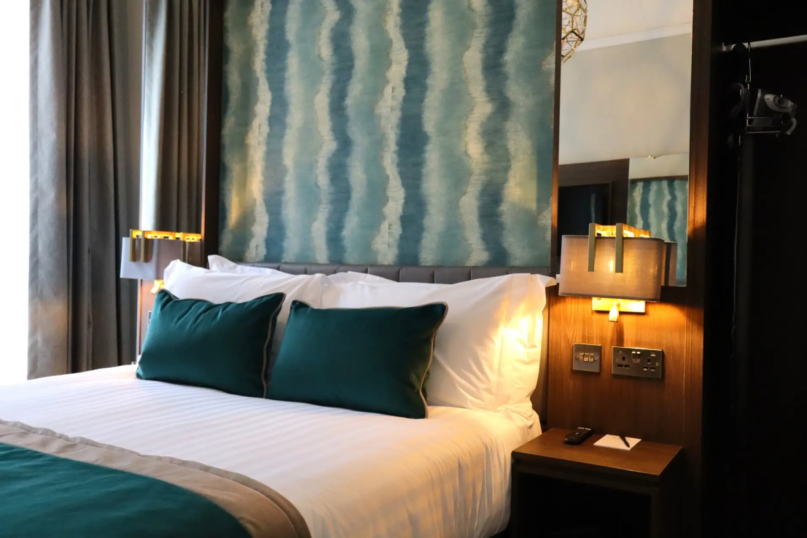 Photo - Iveagh Garden Hotel