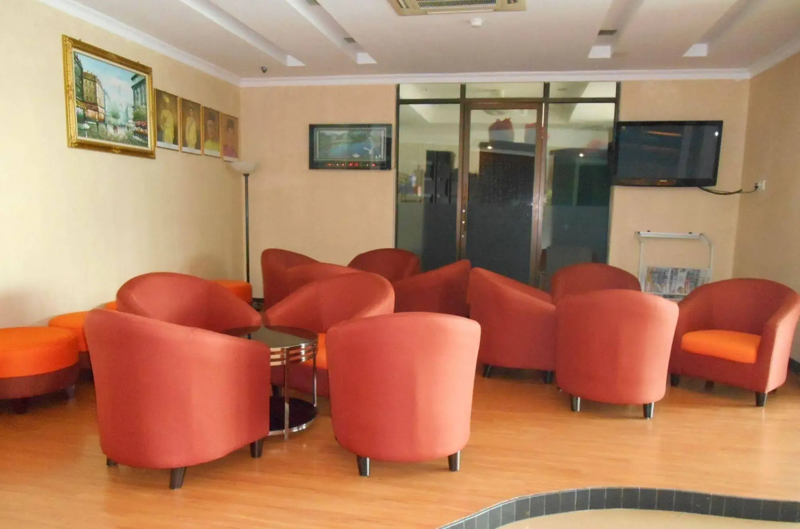 Photo - Sai Villa Hotel Near Klia & Klia2