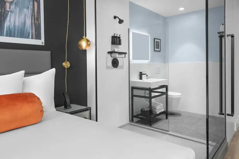 Photo - The ENGLiSH Hotel, Las Vegas, a Tribute Portfolio Hotel