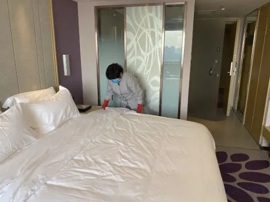 Lavande Hotel (Shenyang Palace Museum Middle Street Pedestrian Street Metro Station)