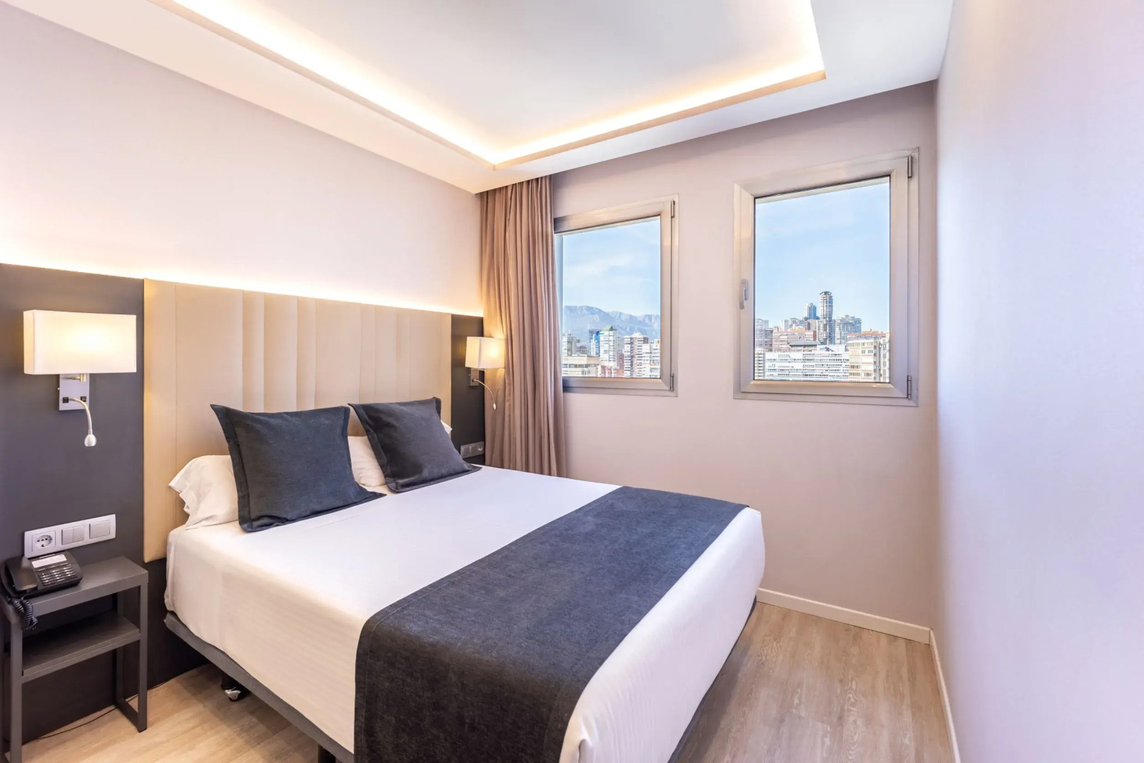 Photo - Hotel Cimbel