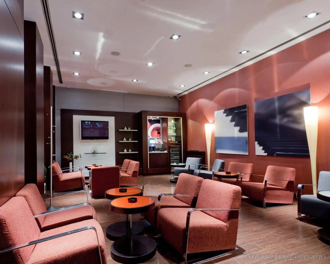 Foto - Ikonik Parlament