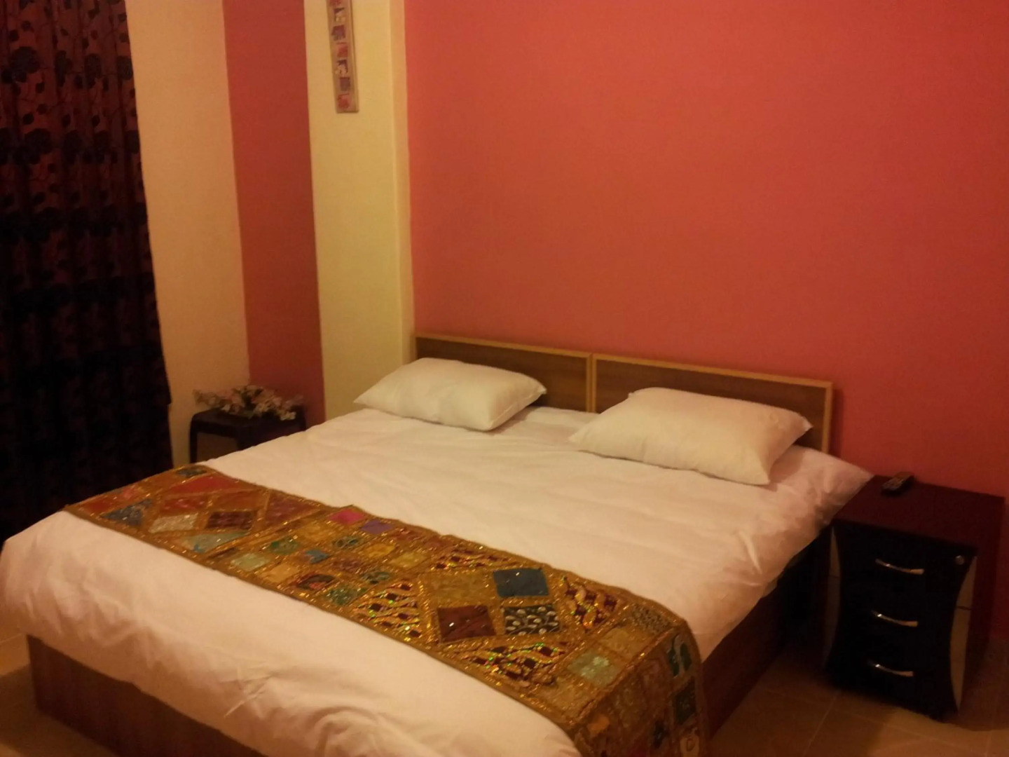Photo - Value Hotel Thomson