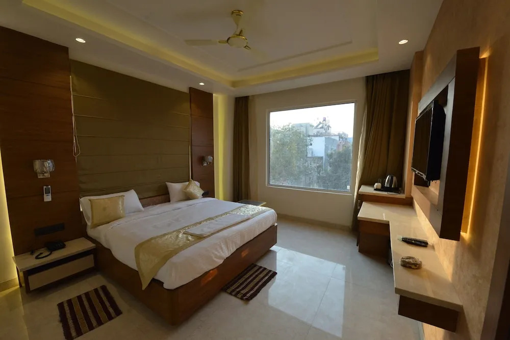 Photo - Hotel RR 62-Jaipur City Centre Hotel