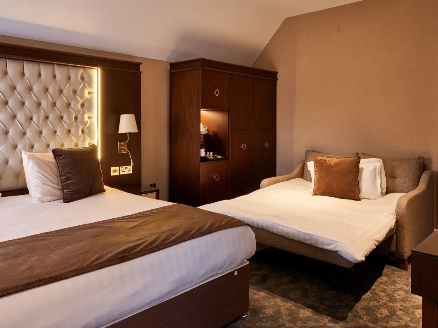 Photo - Warren House Hotel