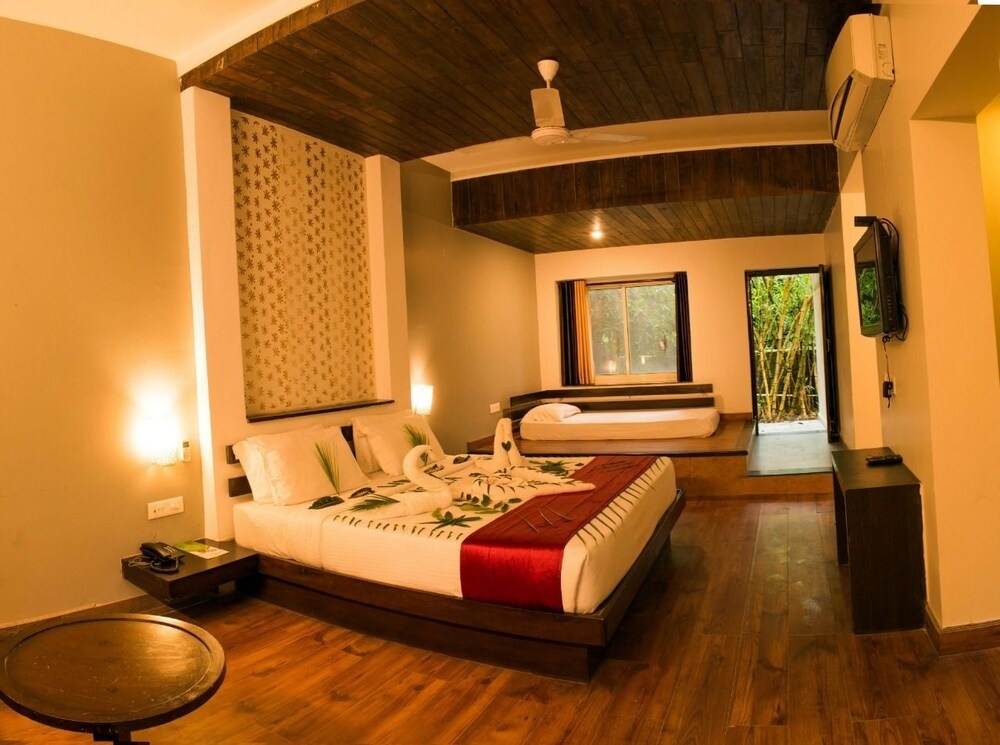 Abn Sarovar Portico Jim Corbett