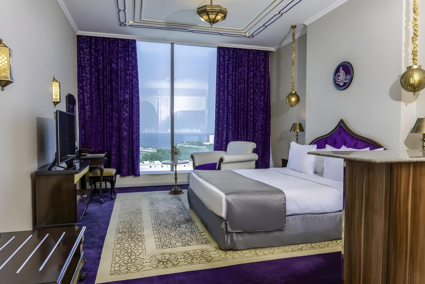 Photo - Saraya Corniche Hotel