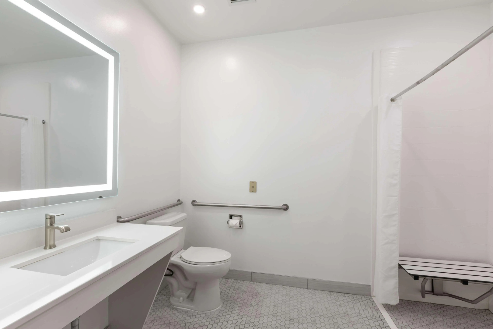 Photo - Best Western Inn & Suites - Midway Airport