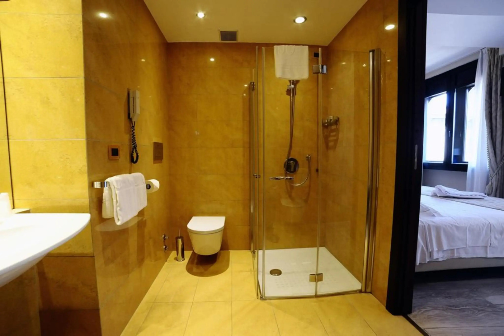 Photo - Hotel Pierre Milano