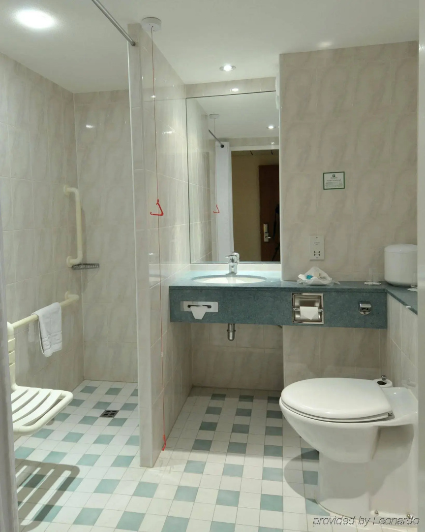 Foto - DoubleTree by Hilton Hotel Woking