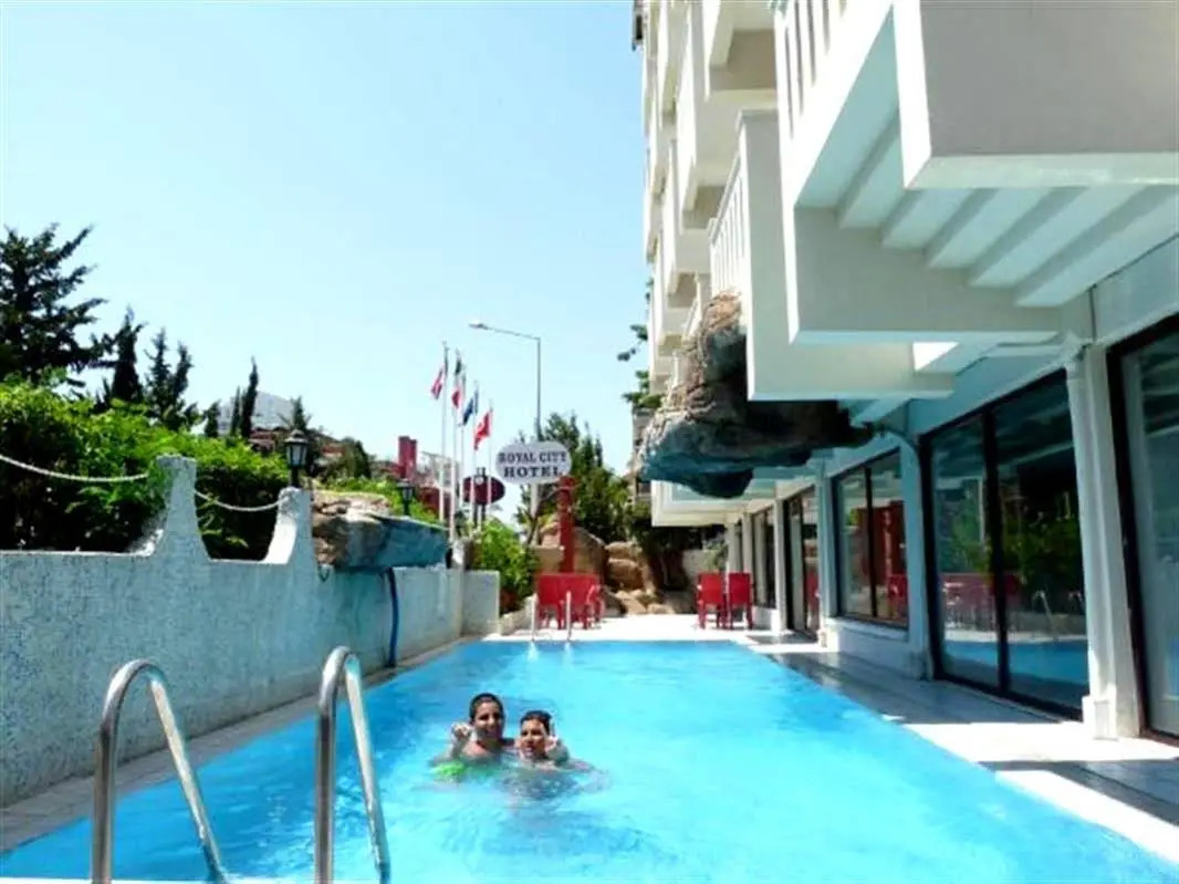 Photo - Royal City Hotel