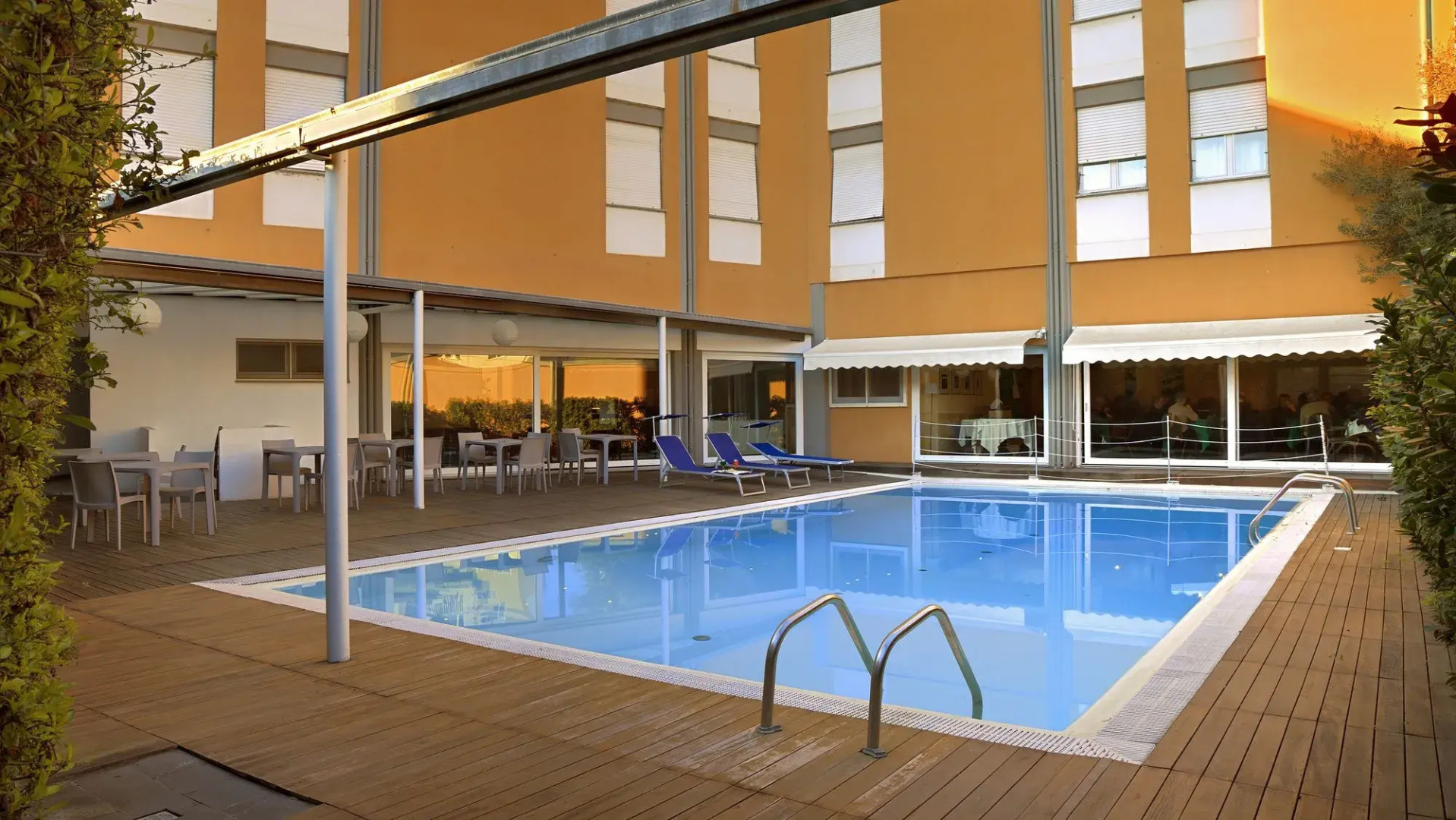 Photo - Hotel Mistral