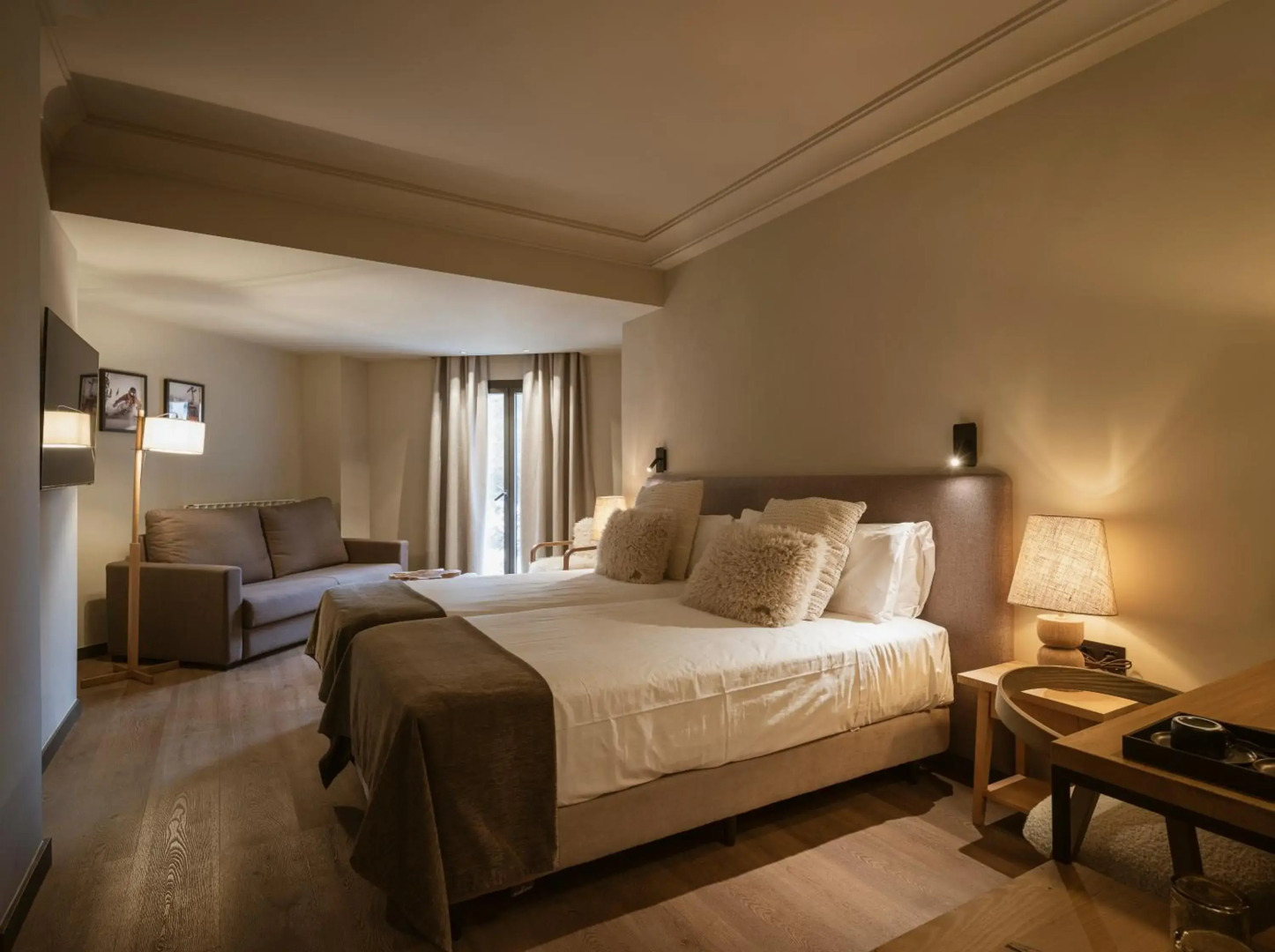 Photo - The Mountains Hotel