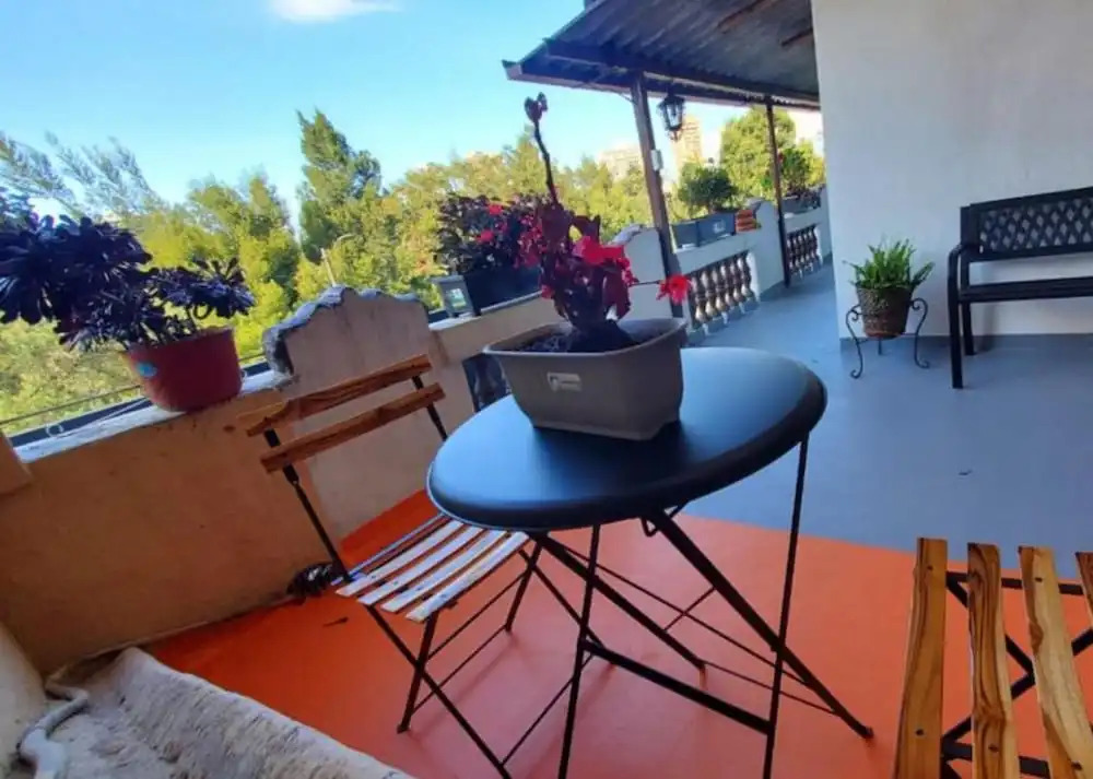 Photo - Sun Backpackers