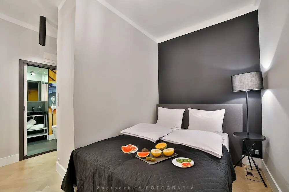 Foto - Saint Thomas Corner - by Upstairs