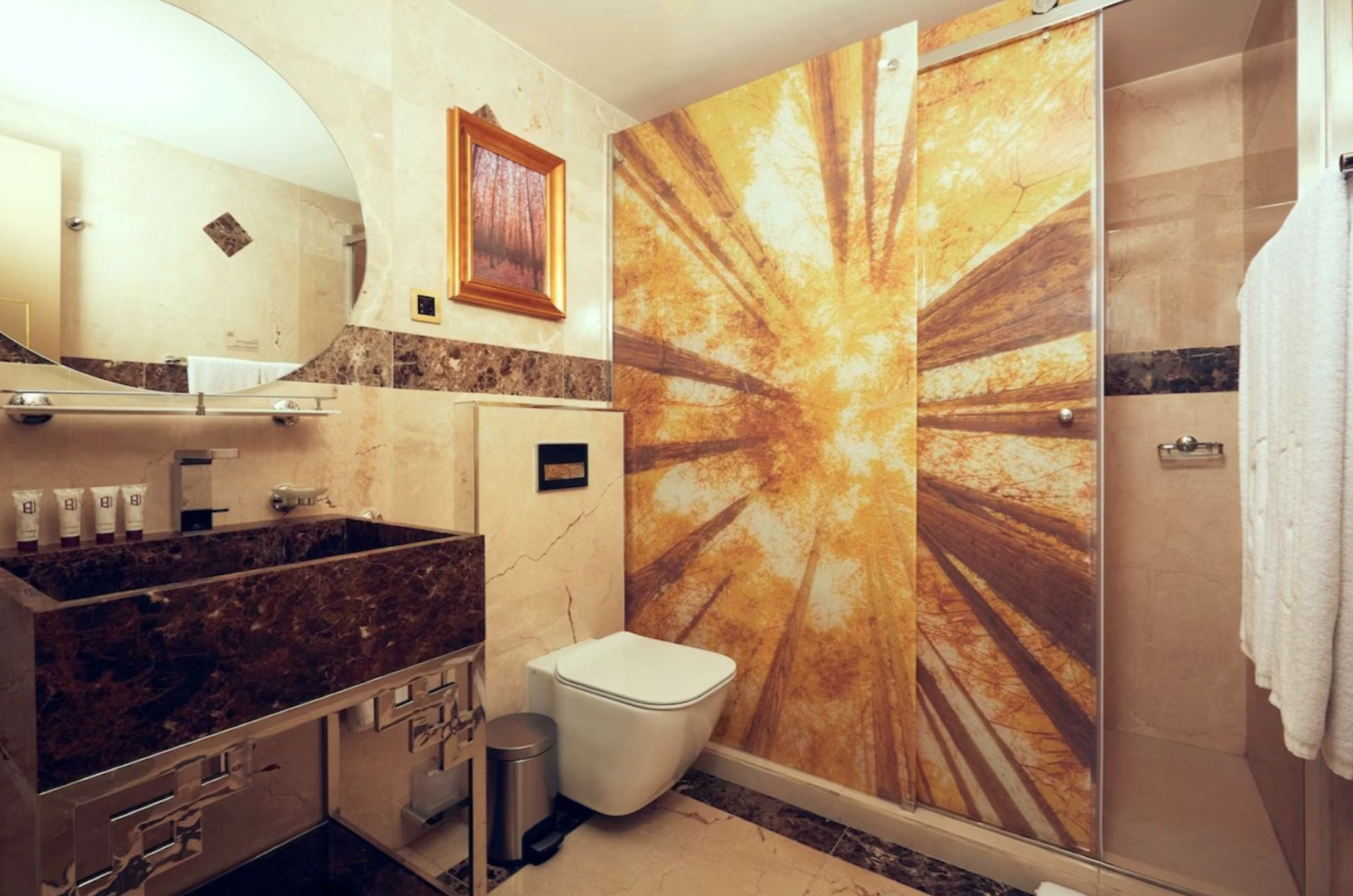 Foto - Number One Oxford Street Hotel & Suites