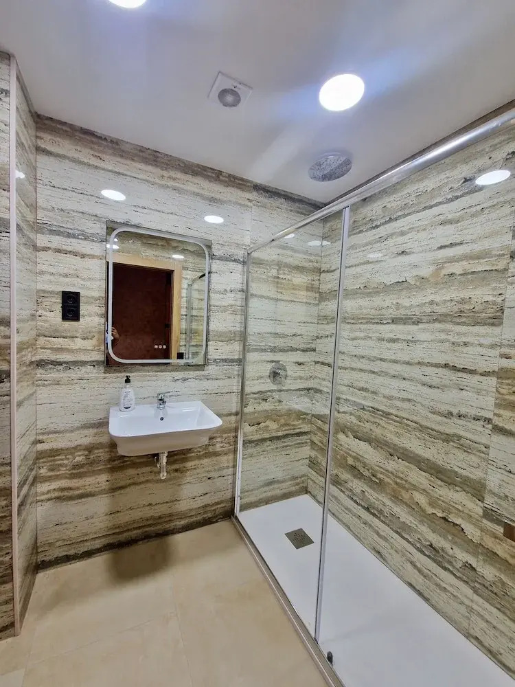 Photo - Velvet Hostel Business