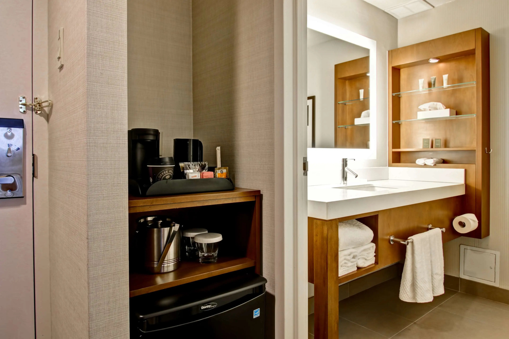 Photo - Hilton Mississauga/Meadowvale