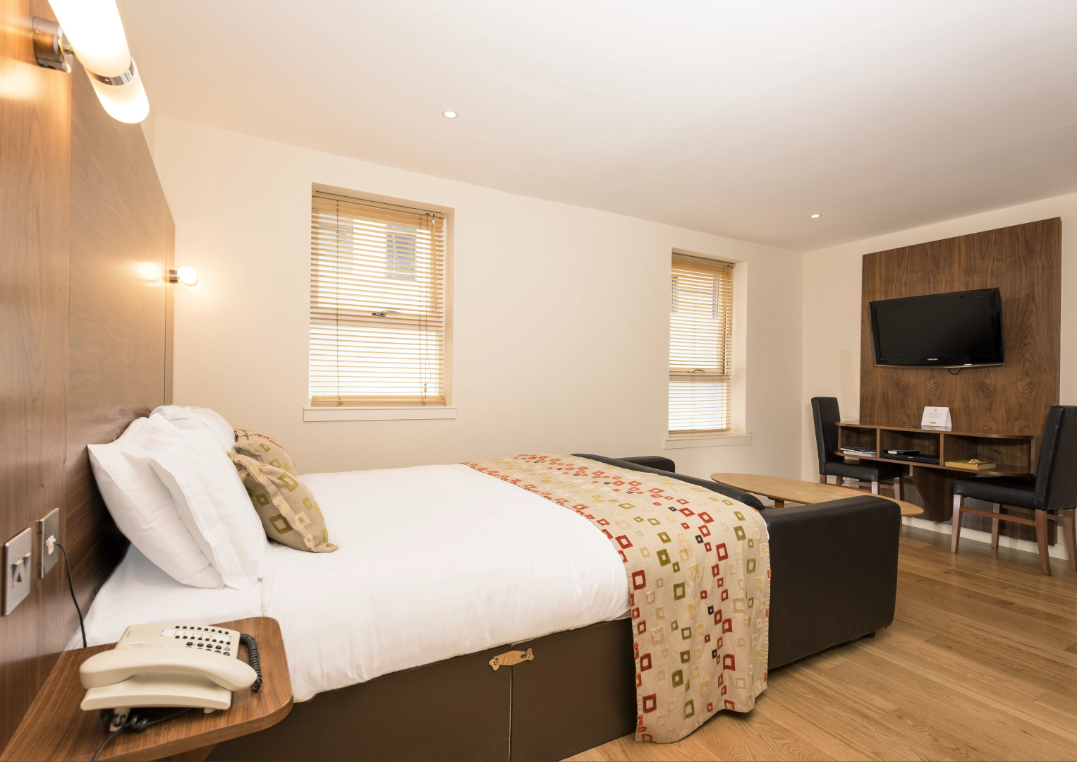 Foto - Holyrood Aparthotel