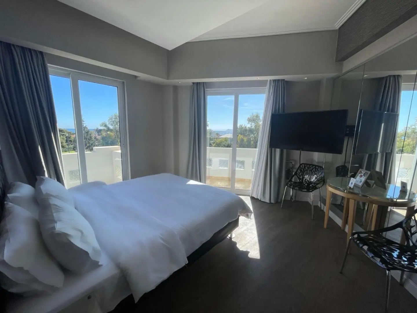 Photo - Kreoli Hotel
