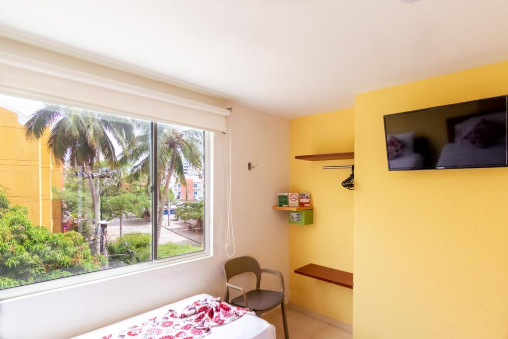 Photo - Hotel Portobahia