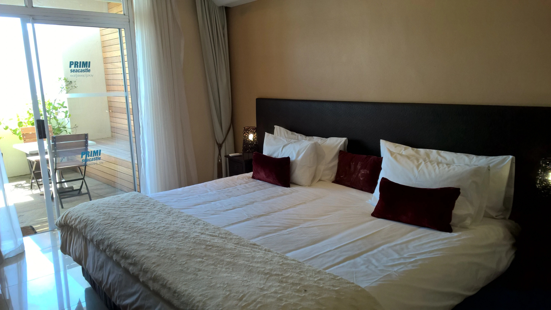 Photo - Sea Castle Hotel Camps Bay