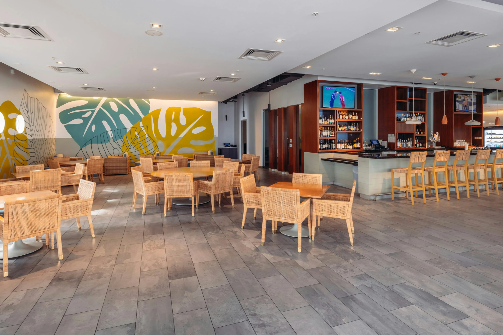 Photo - Hotel MDR Marina del Rey - a DoubleTree by Hilton