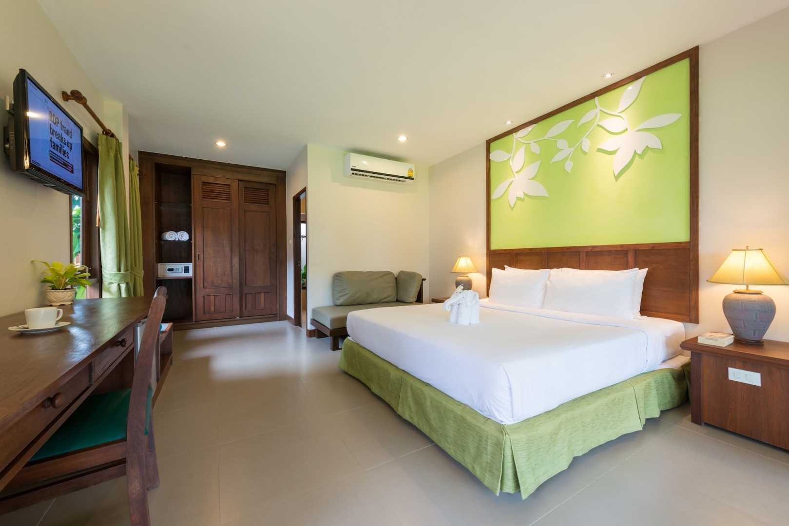 THE LEAF OCEANSIDE BY KATATHANI