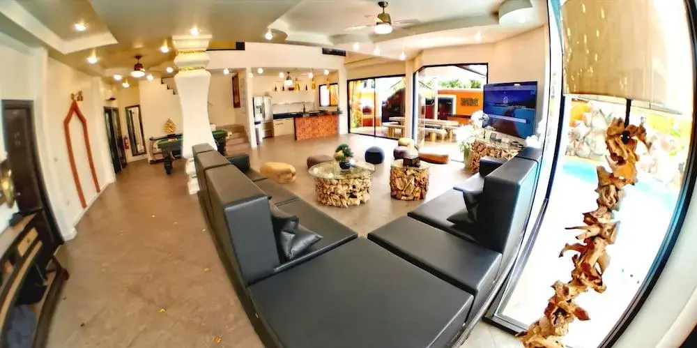 Foto - TUCHELAND Luxury Pool Villa Pattaya Walking Street