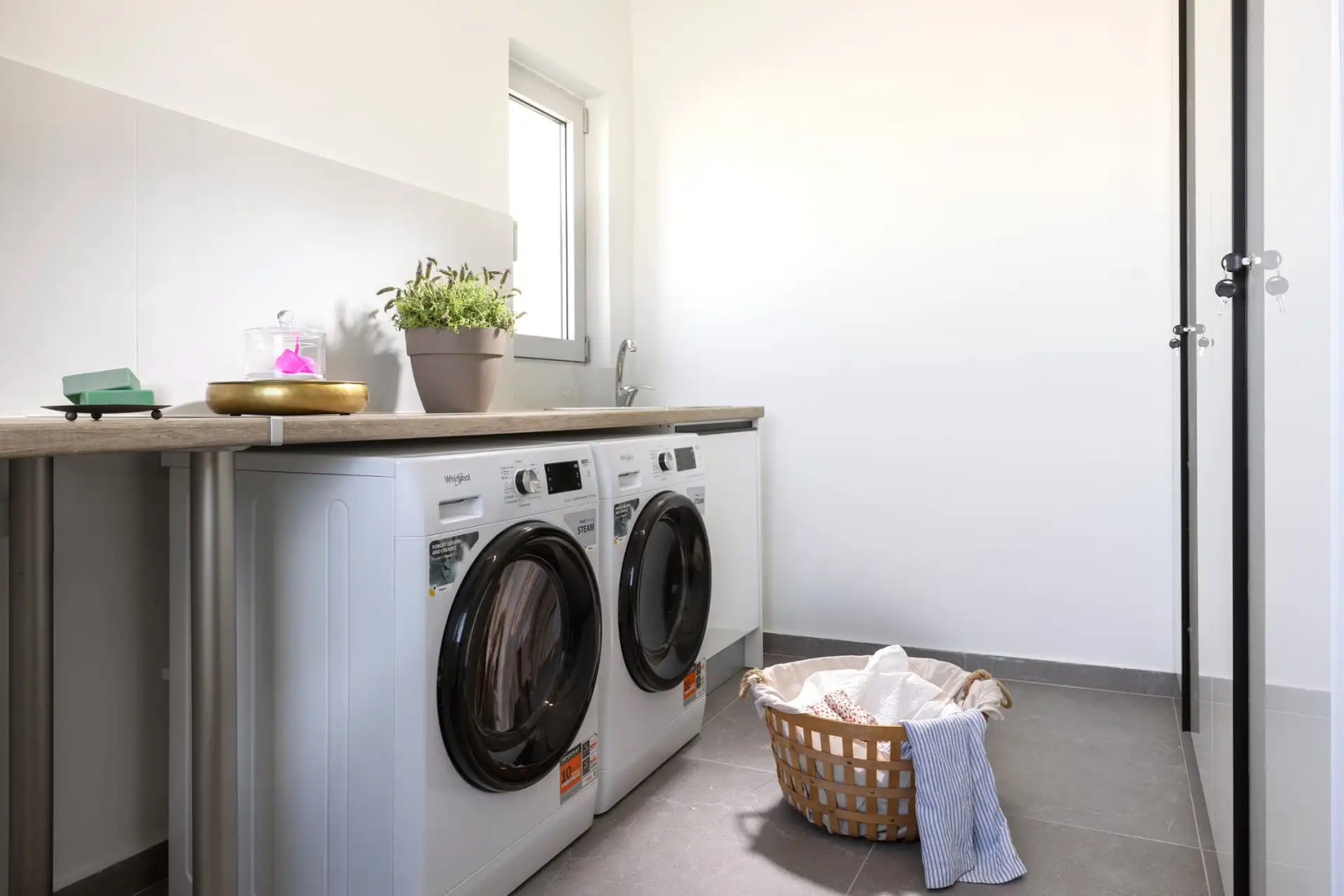 Foto - Hestia - Asklipiou 9