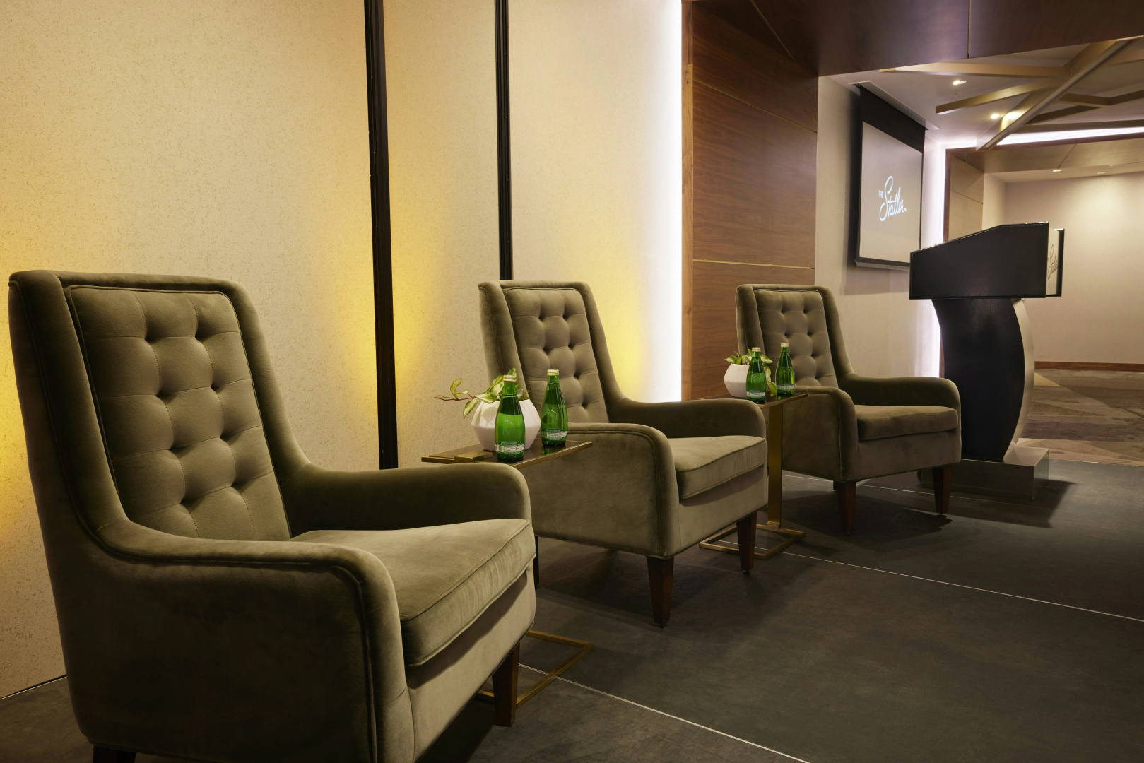 Photo - The Statler Dallas Curio Collection By Hilton