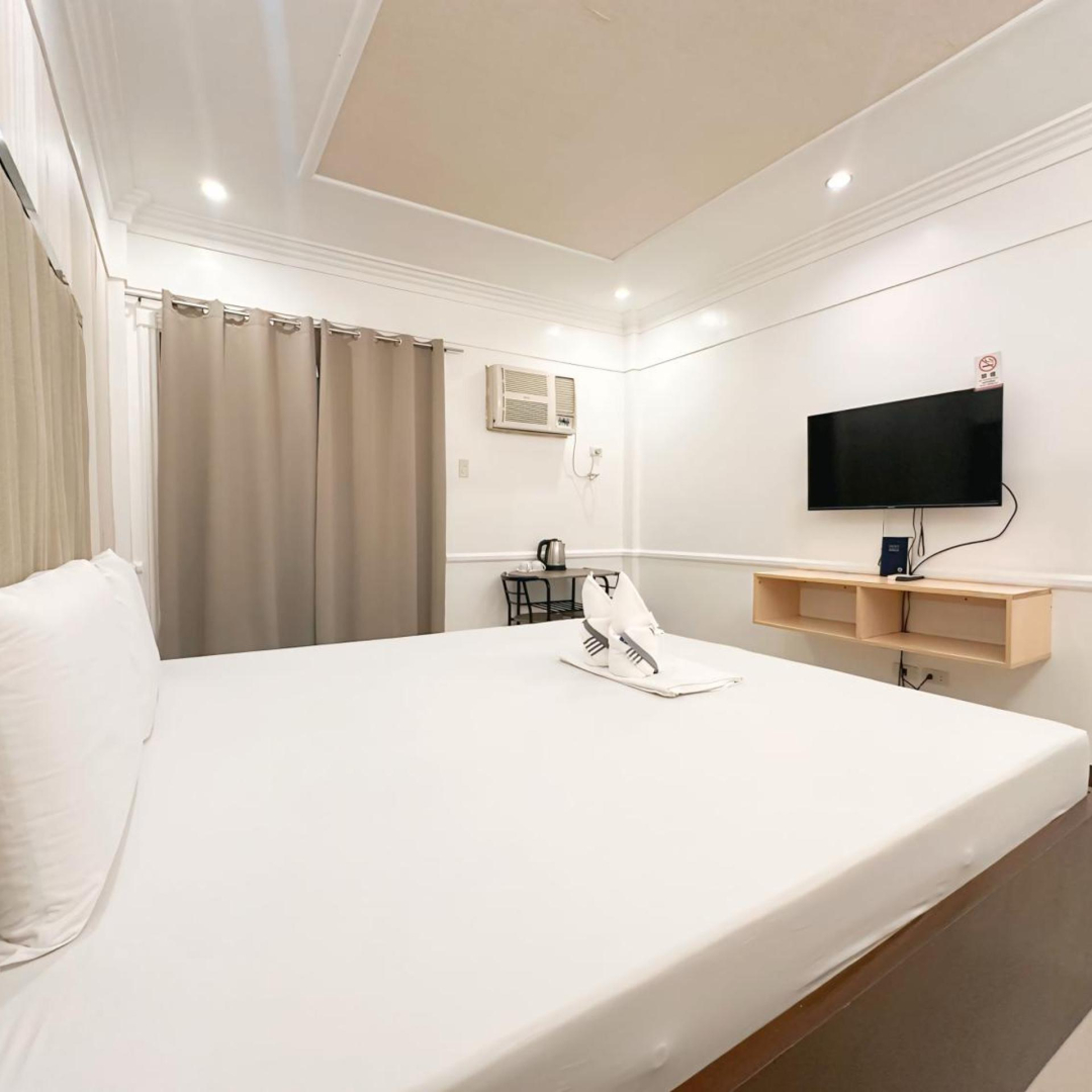 Foto - S and M Hotel Inc.