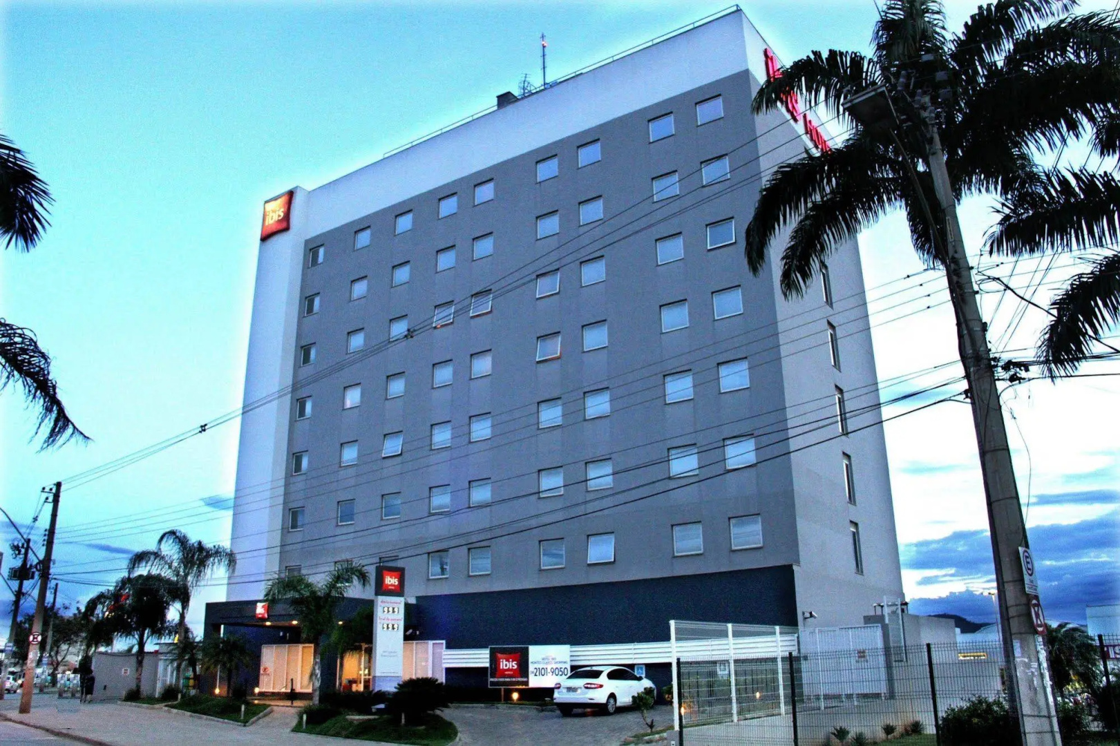 ibis Montes Claros Shopping