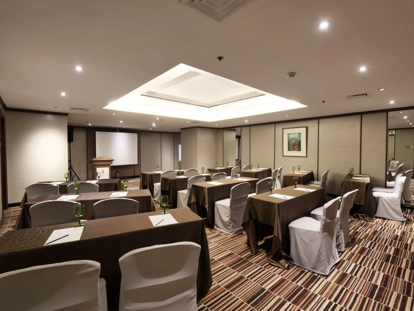 Foto - Discovery Suites Manila, Philippines