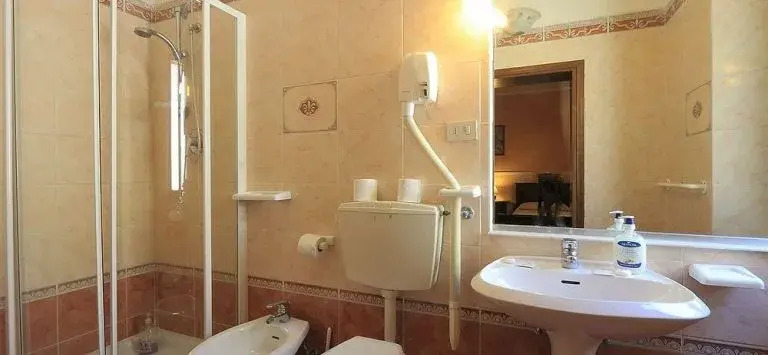 Photo - Katti House - Florence's center