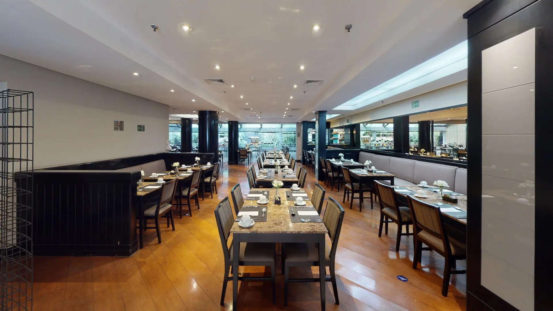 Foto - Estanplaza Funchal Faria Lima