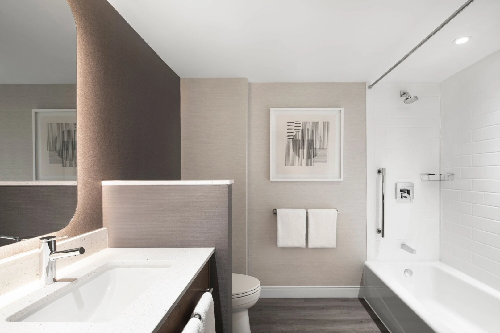 Foto - Courtyard by Marriott Montreal Airport