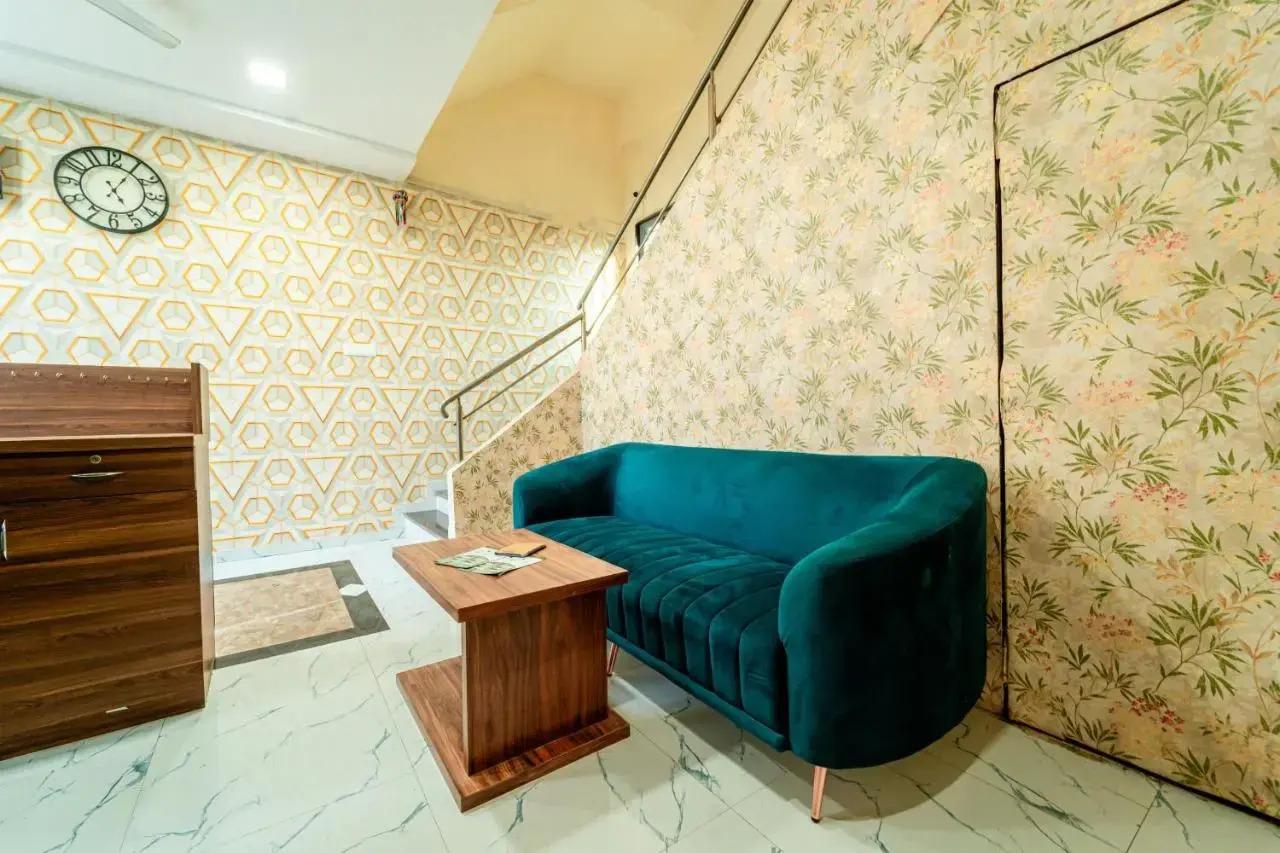 Foto - Itsy Hotels Anand Executive, Near Amanora