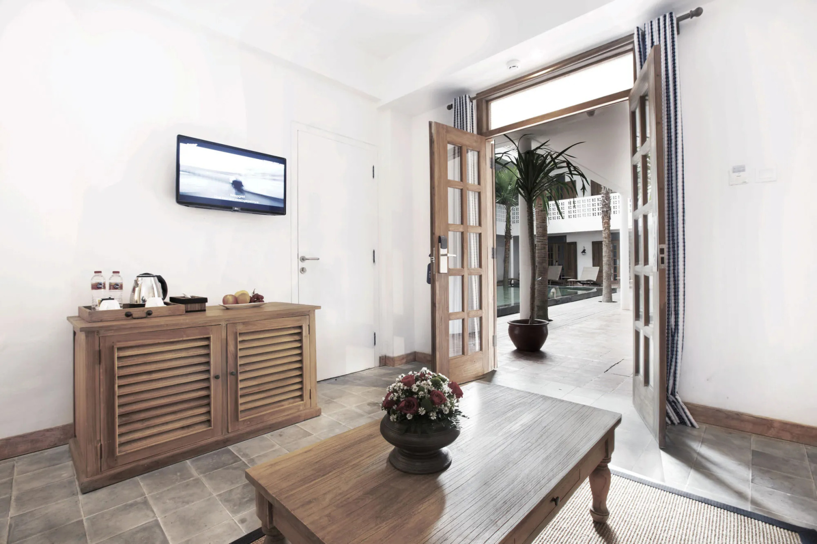 Photo - Adhisthana Hotel