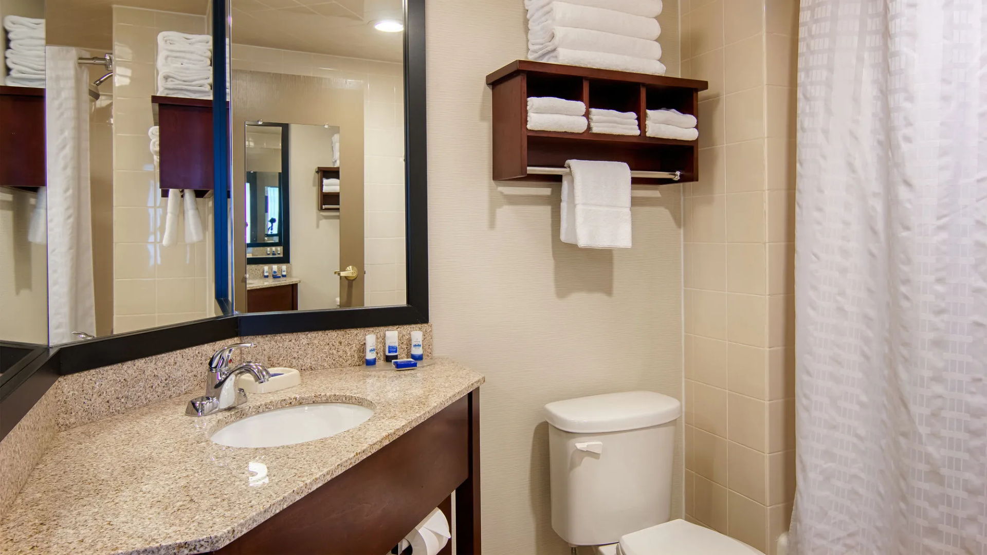 Photo - Best Western Plus Chicagoland - Countryside