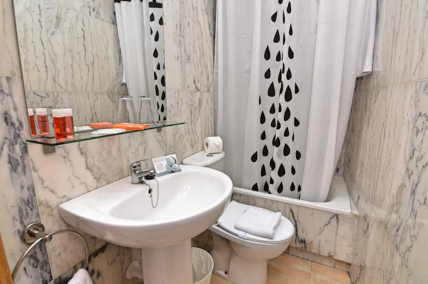 Photo - Hotel Queens - Adults Only