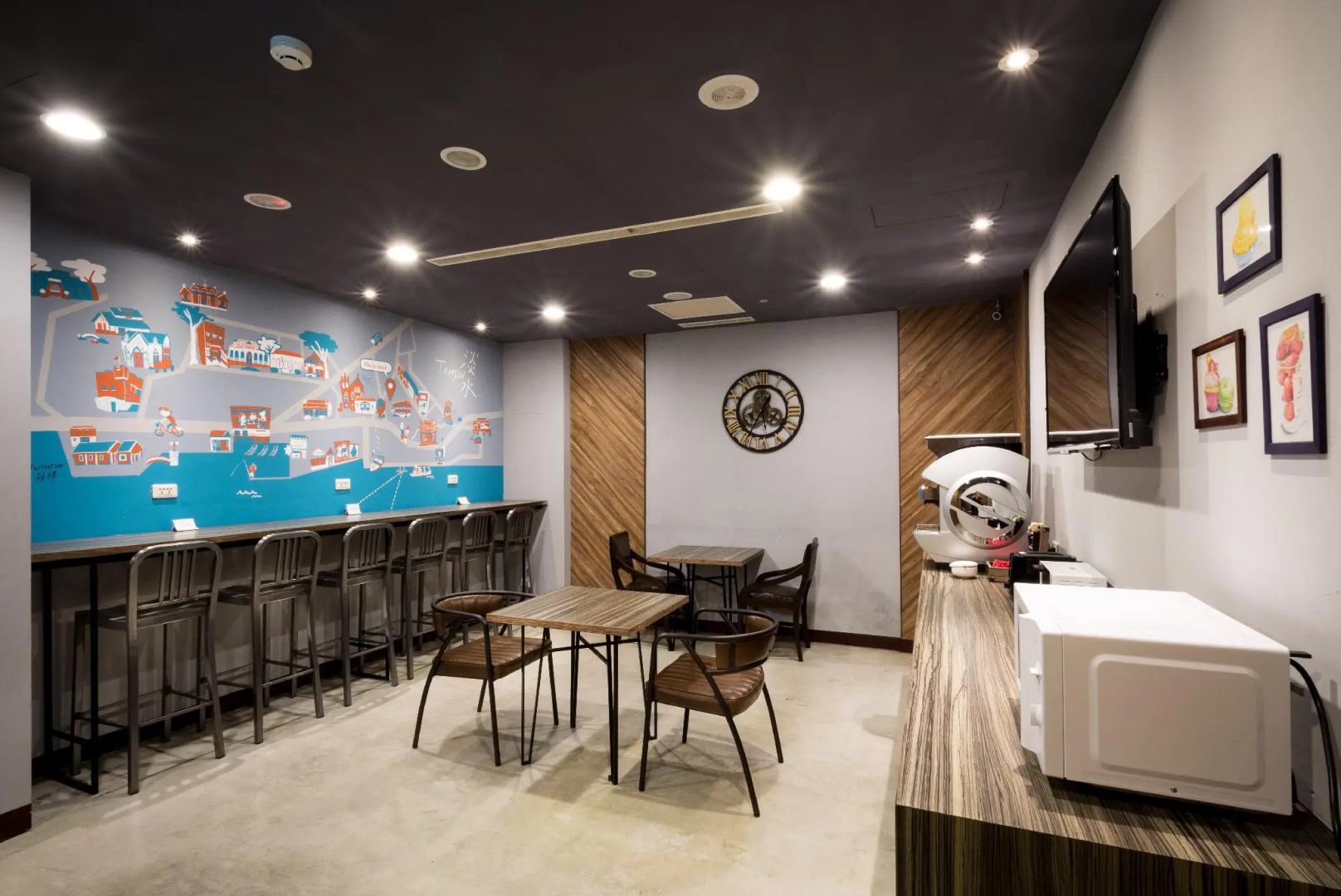 Photo - Taipei Travelers International Hostel