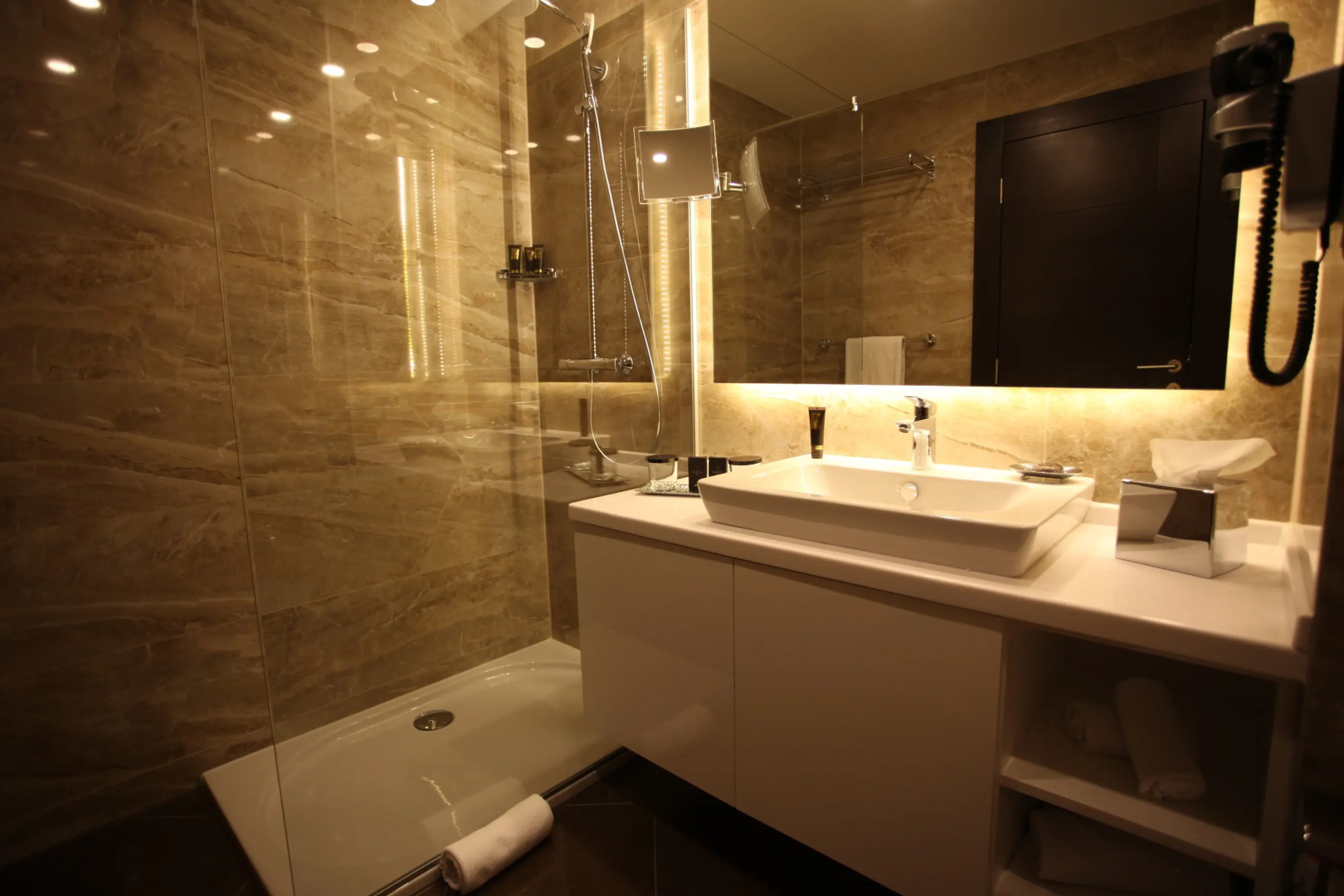 Foto - Malak Regency Hotel
