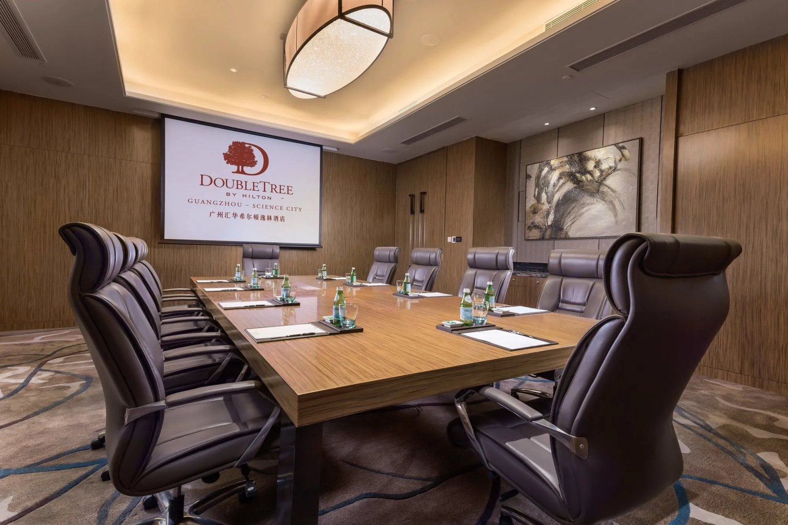 Photo - DoubleTree by Hilton Guangzhou Science City-Free Shuttle Bus Service During Canton Fair Period