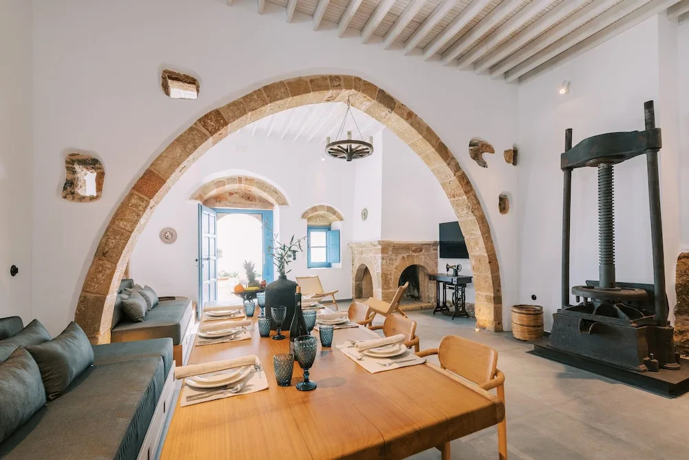 Foto - Kalathos Square luxury suites