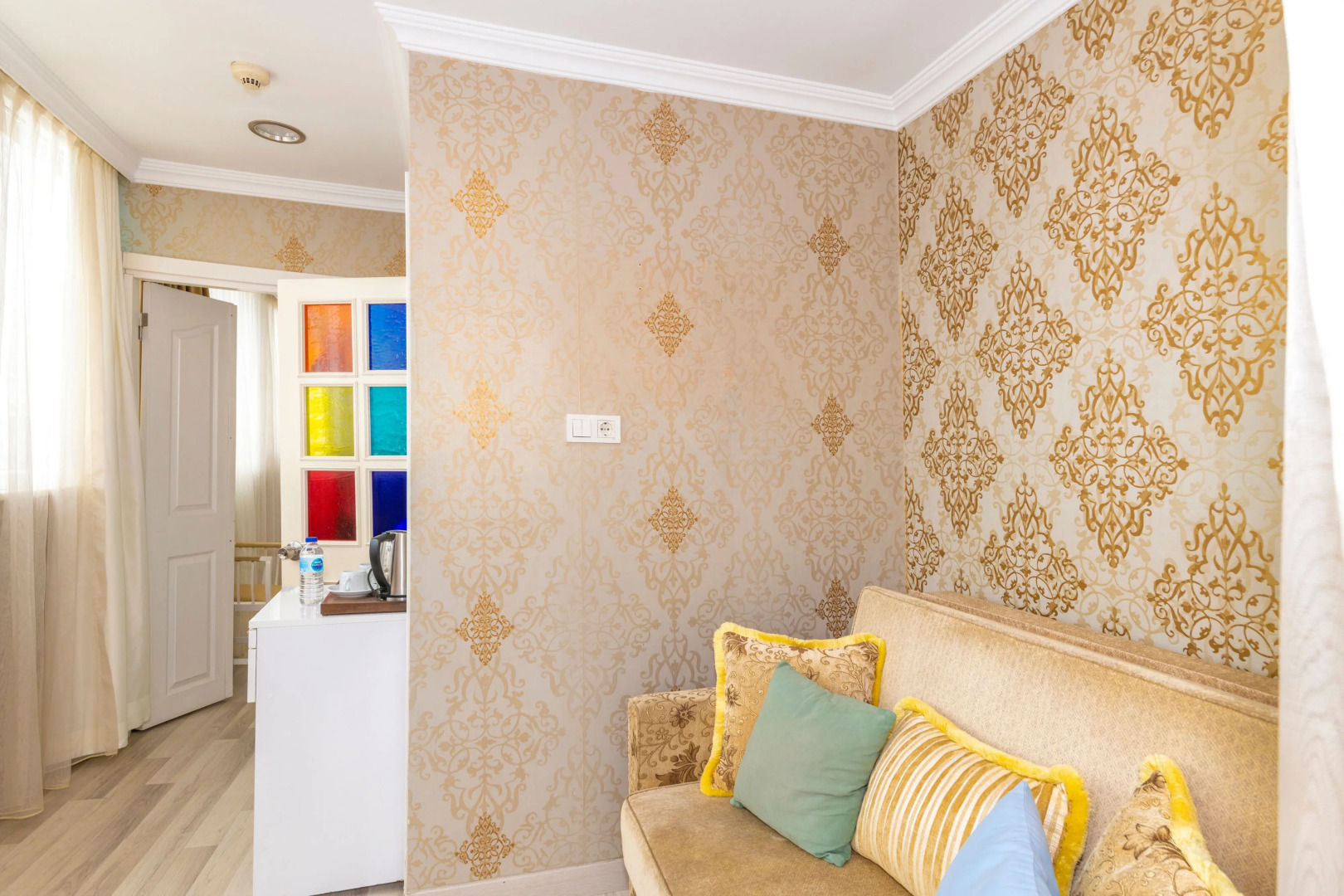 Photo - Walnut Shell Hotel