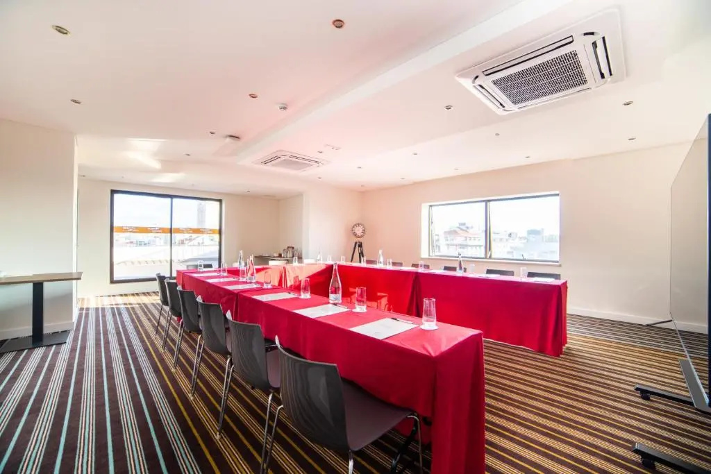 Photo - VIP Executive Suites do Marques Hotel